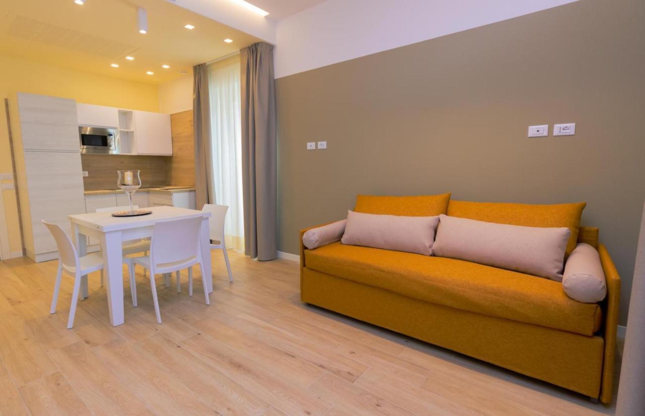 Domina Apartments Monopoli Esterno foto