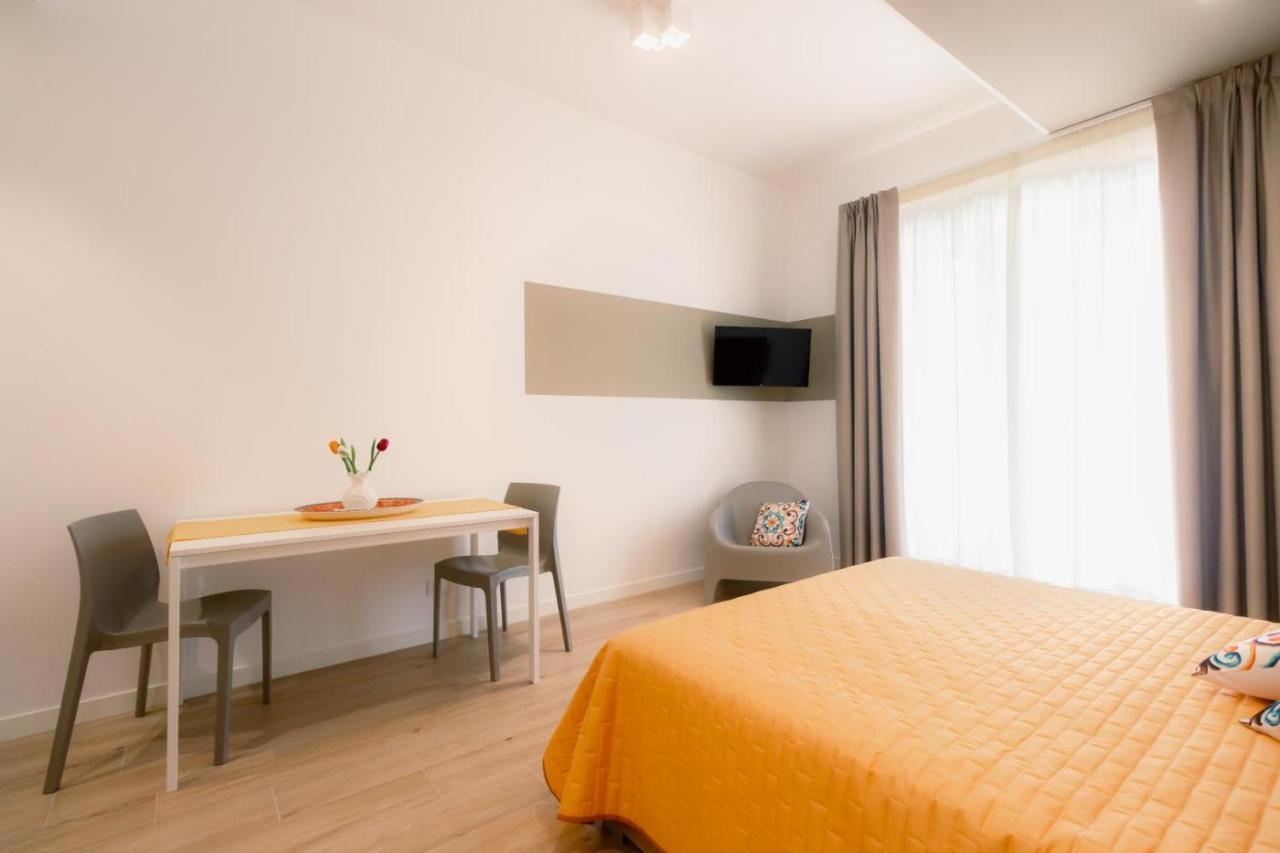 Domina Apartments Monopoli Esterno foto